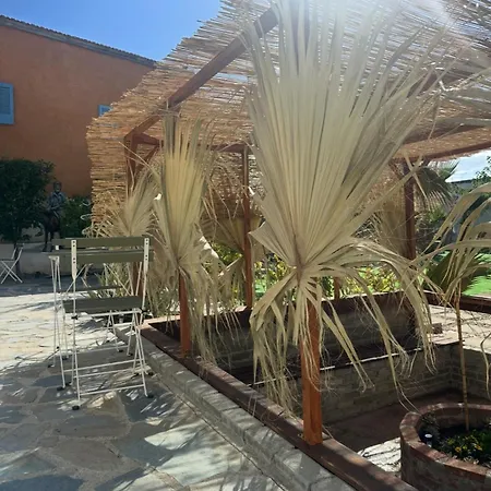 Hostl - Beds & - The Paphos, Old Town