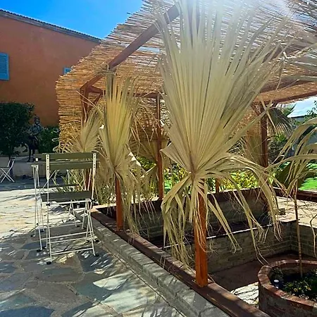 Hostl - Beds & - The Paphos, Old Town *