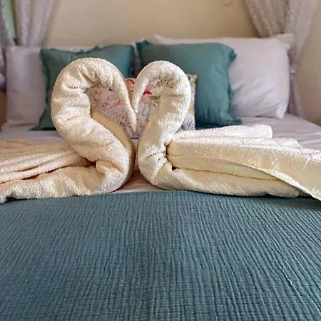 Hostl - Beds & - The Paphos, Old Town