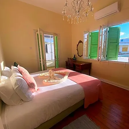 Hostl - Beds & - The Paphos, Old Town 旅馆 Paphos