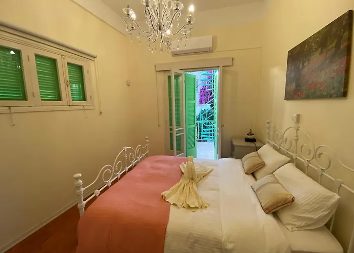 Hostal Hostl - Beds & - The Paphos, Old Town