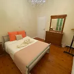 بيت شباب Hostl - Beds & - The Paphos, Old Town
