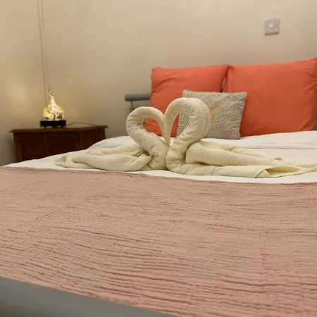 Hostal Hostl - Beds & - The Paphos, Old Town Paphos
