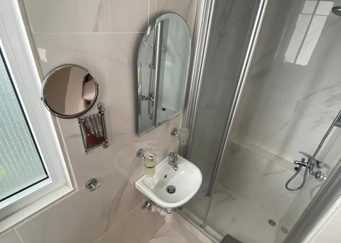 Hostl - Beds & - The Paphos, Old Town Auberge de jeunesse Paphos